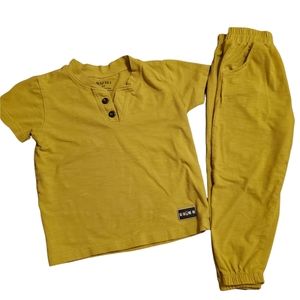SUMI 5T Boys Top and Pants Set, Closet Clearout!